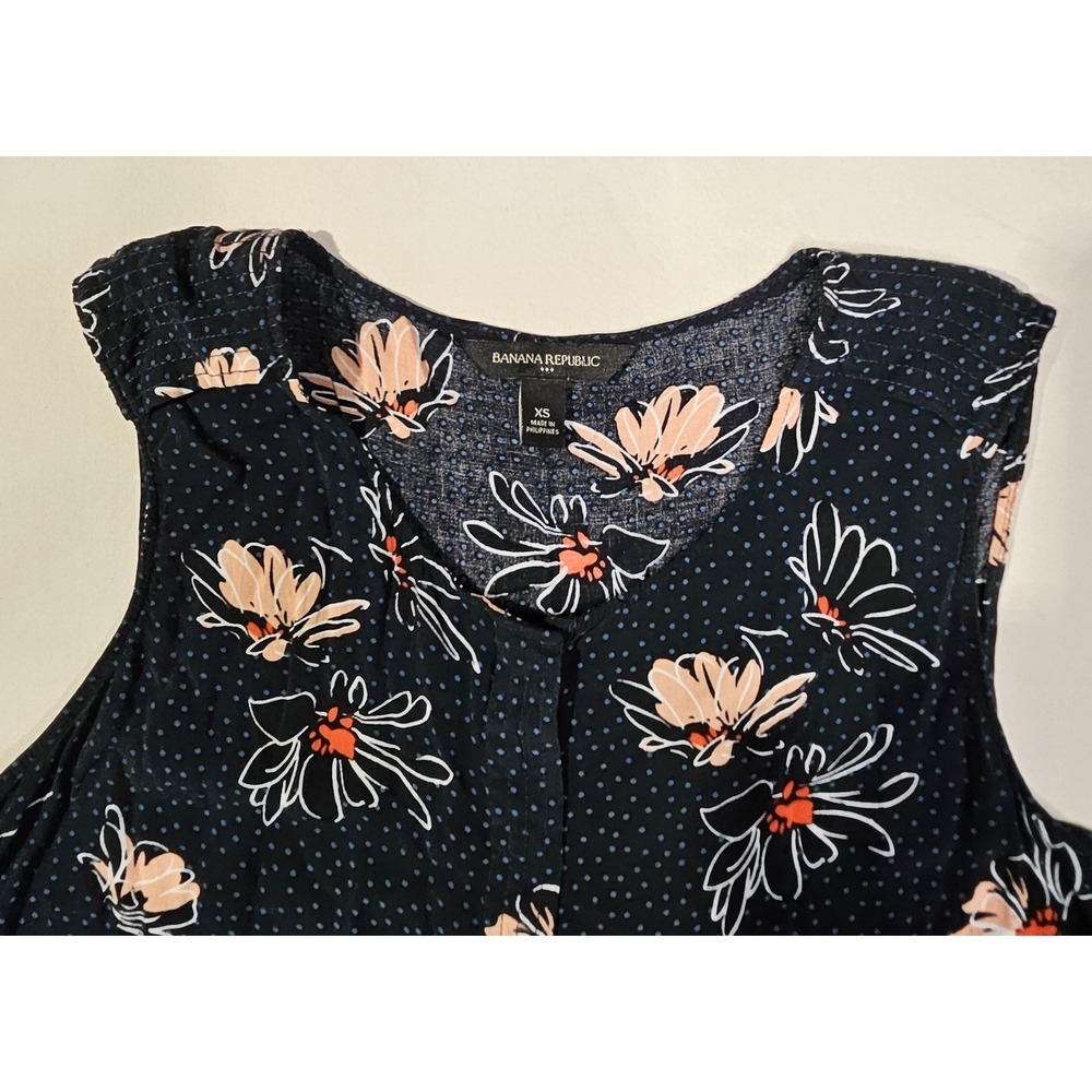 Banana Republic Womens Extra Small Navy Floral Button Up Sleeveless Blouse - Picture 2 of 7